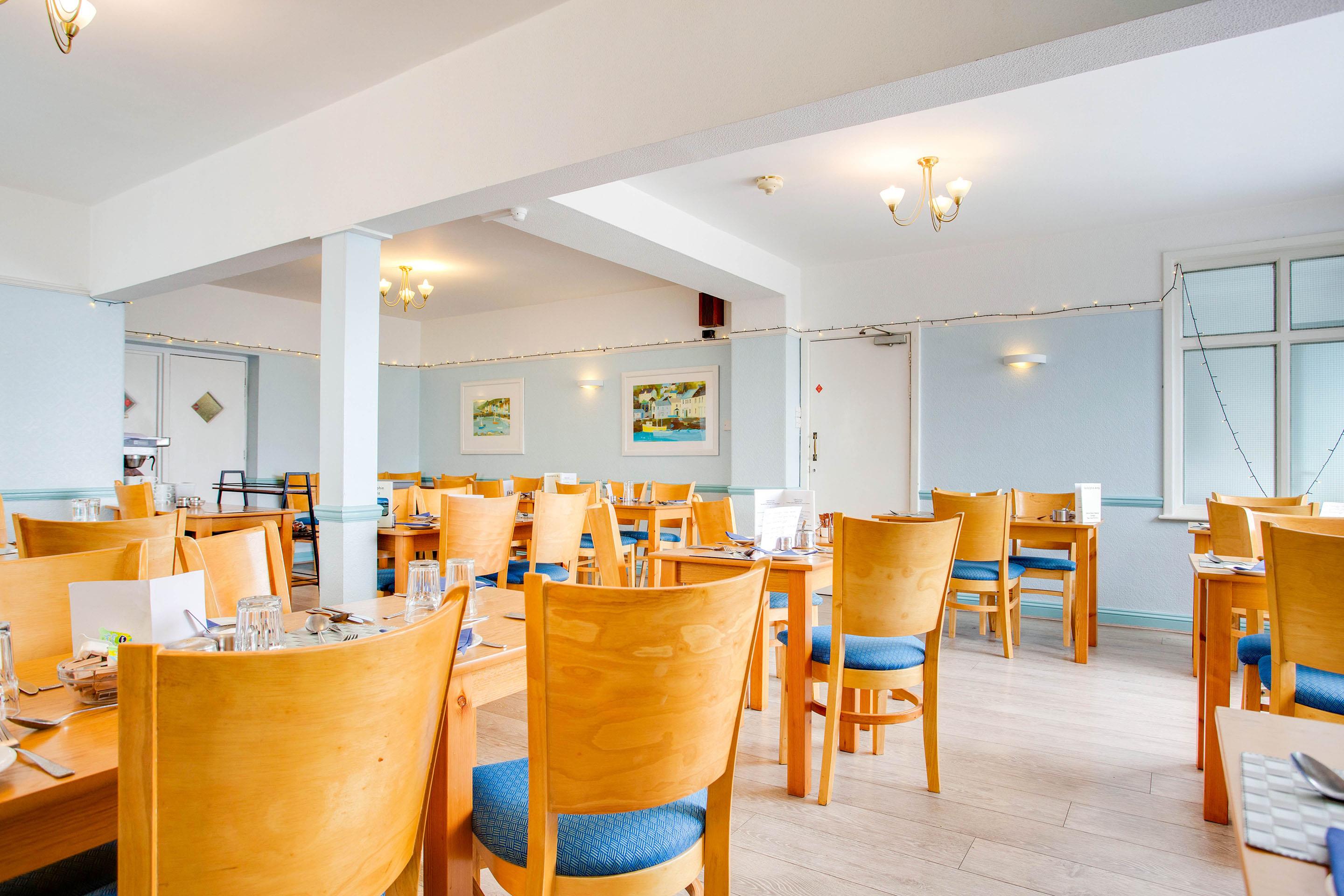 Oyo Godolphin Arms Hotel New Quay Exterior foto